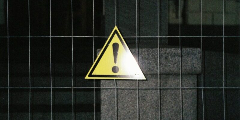 【完全保存版】ALC外壁のコーキング打ち替え時期と費用目安を徹底検証！