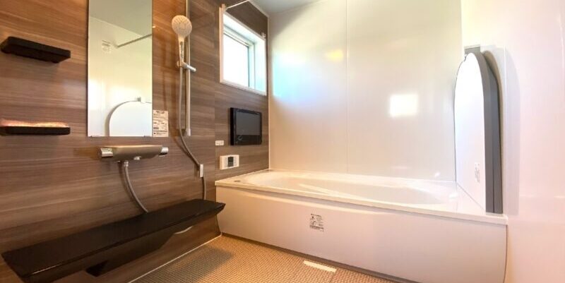 ヒートショック対策は大丈夫？実家の両親に勧めたい、安全な浴室リフォームを紹介！