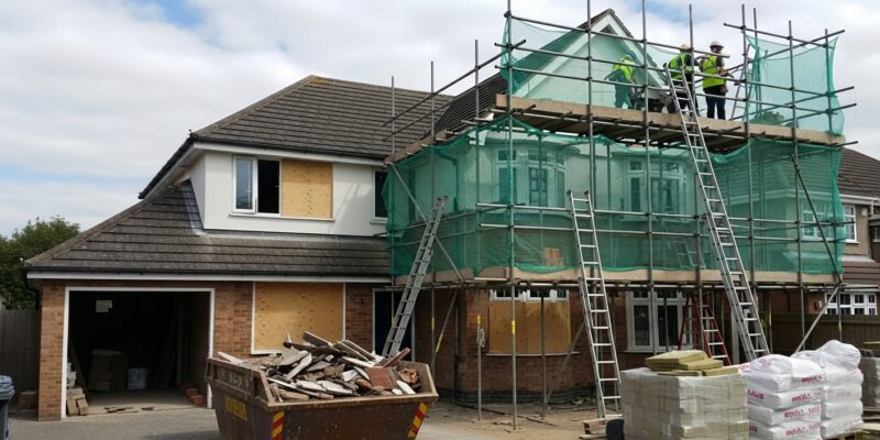 【徹底比較】リフォーム会社、大手と地元の工務店どっちがあなたに合ってる？