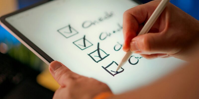 給湯器が壊れた！交換と修理はどっちがお得？費用と寿命で考える判断基準を紹介！